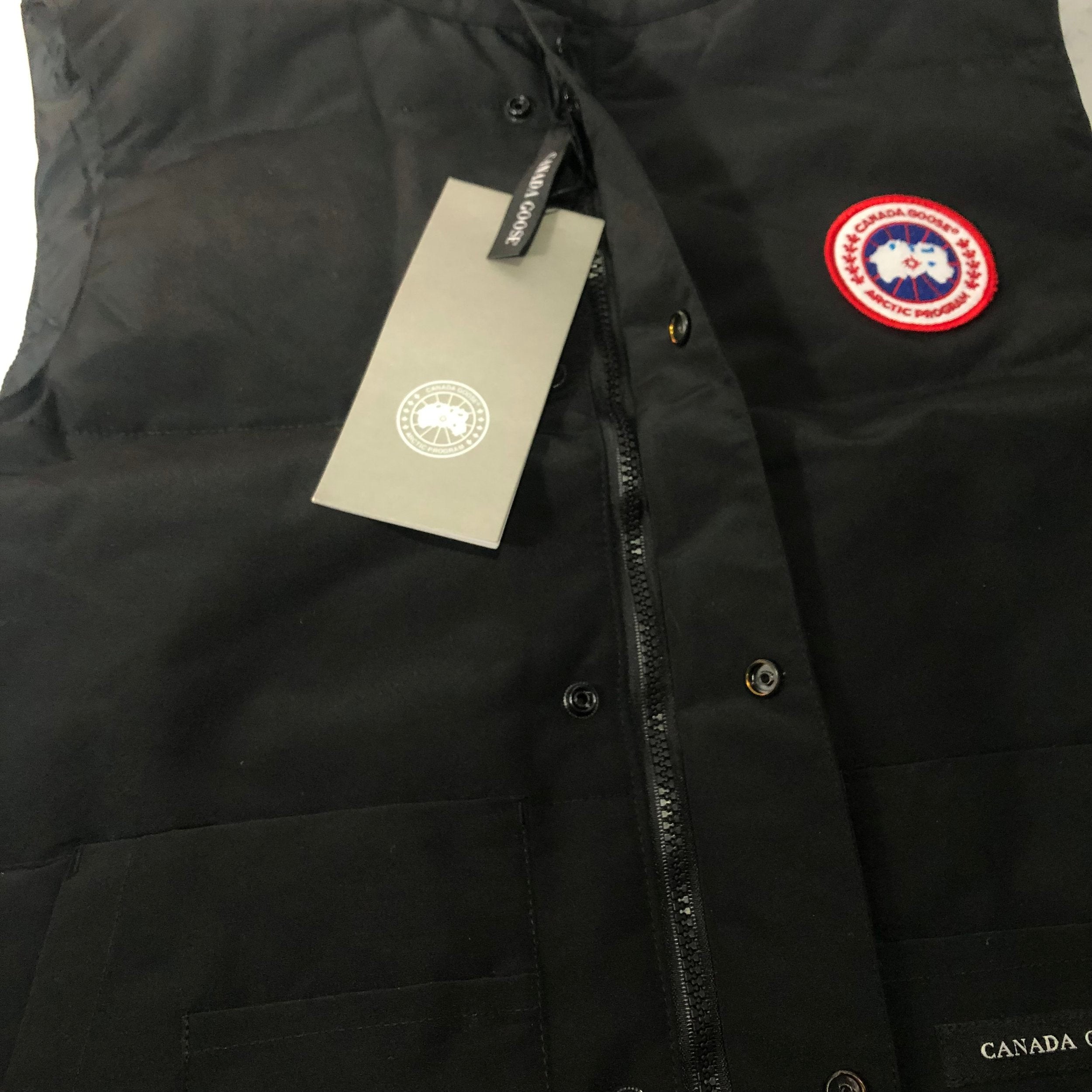 CANADA GOOSE GILET (SIZE S-XL)