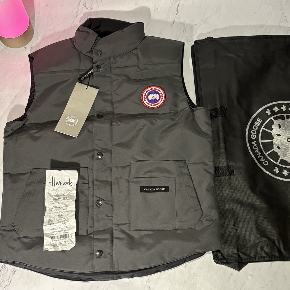 CANADA GOOSE GILET (SIZE S-XL)