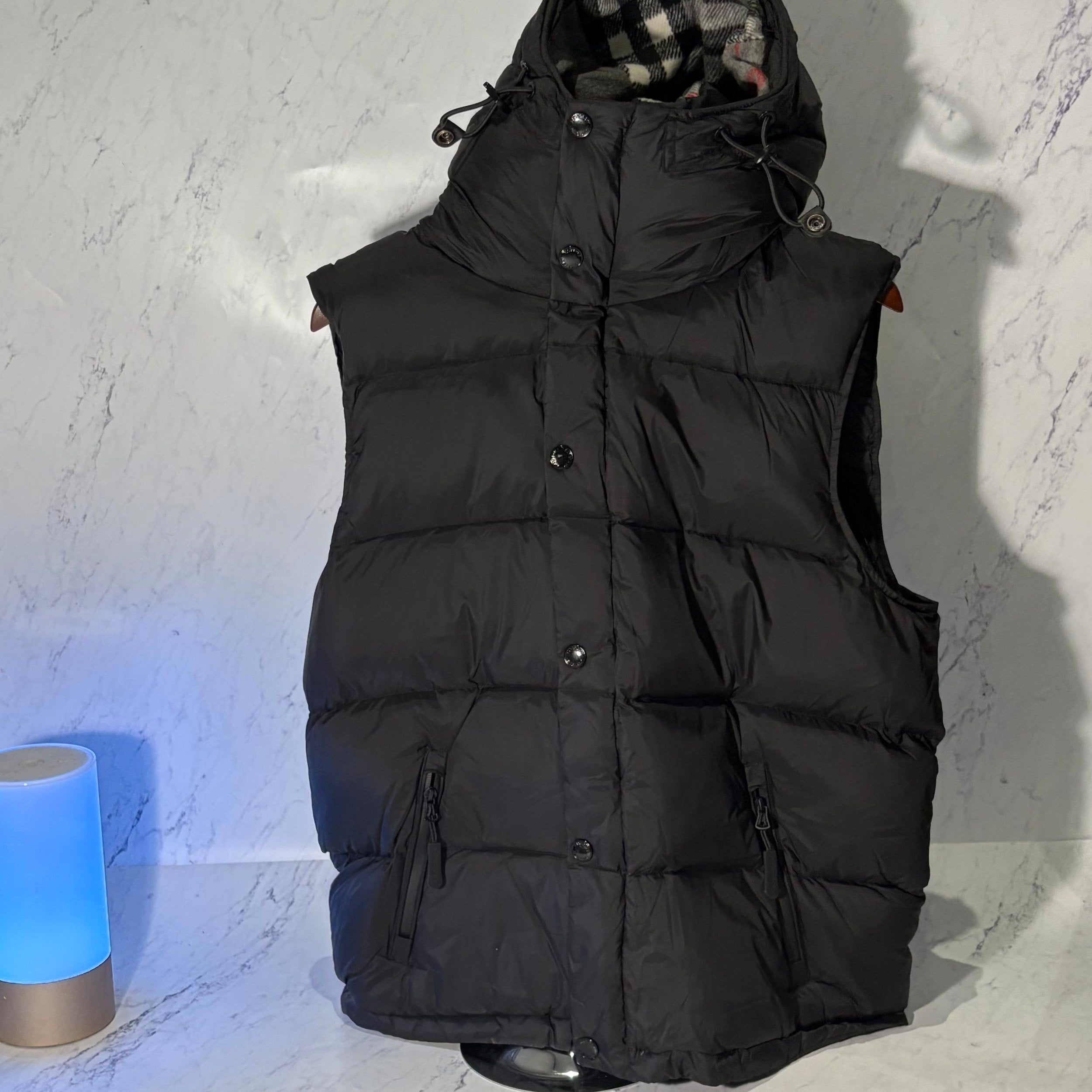 BURBERRY PUFFER JACKET (DETACHABLE ARMS)
