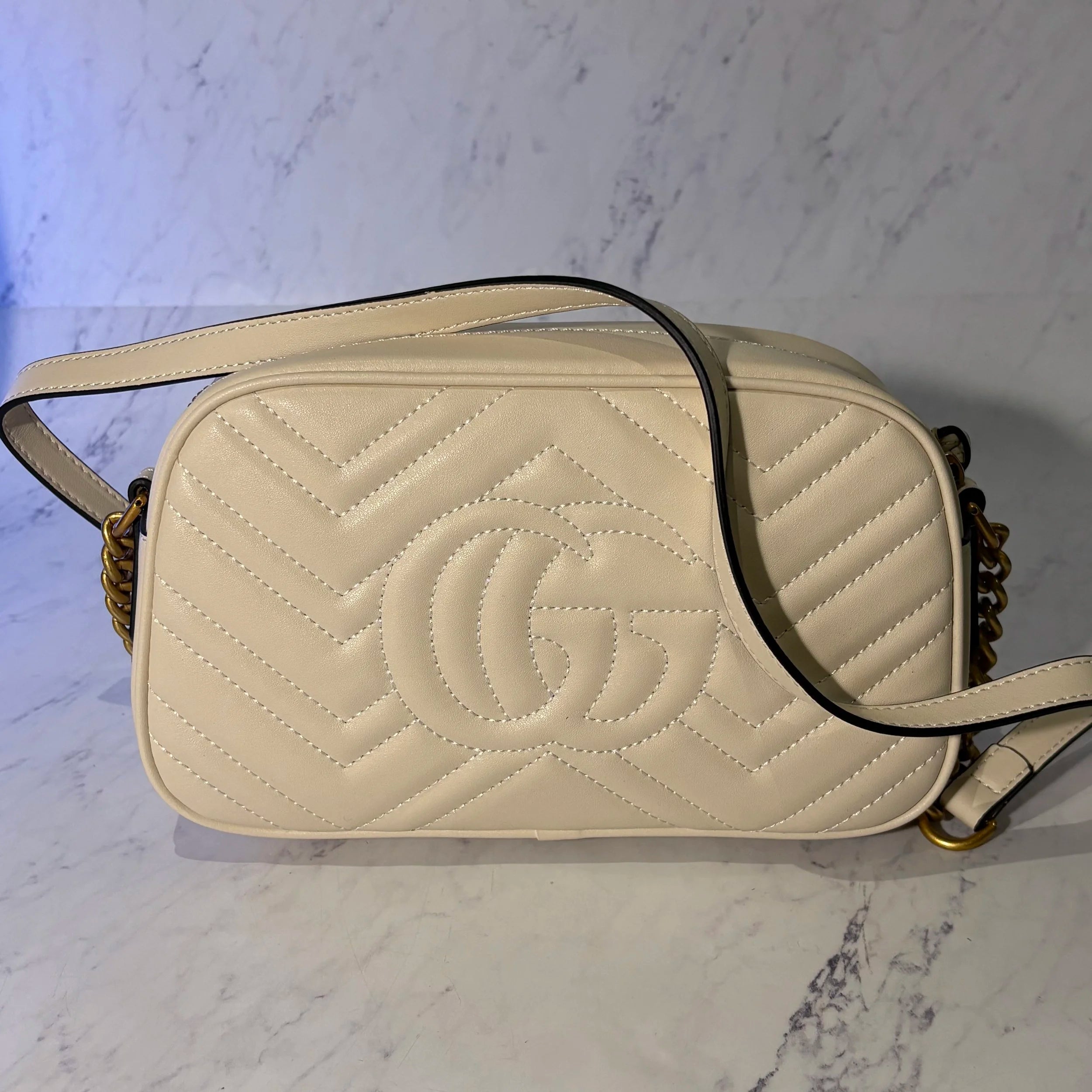 GUCCI MARMONT HANDBAG