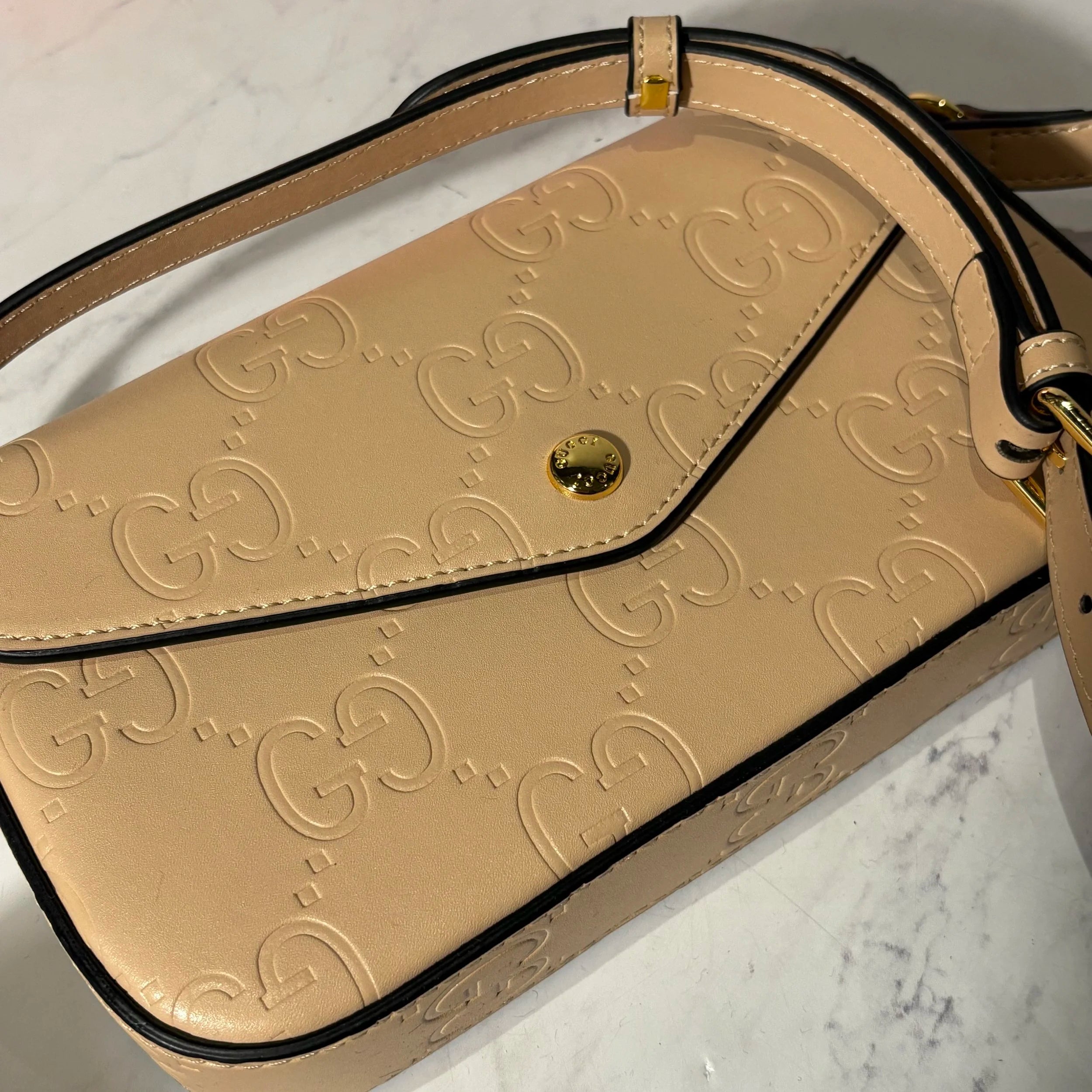 GUCCI GG SUPER HANDBAG