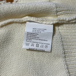 BURBERRY INTARSIA WOOL HOODIE (SIZE S-XL)